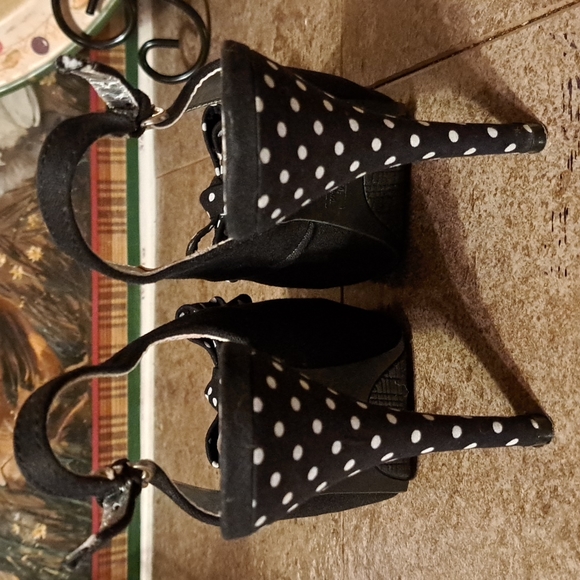 Rampage slingbacks - Picture 3 of 8